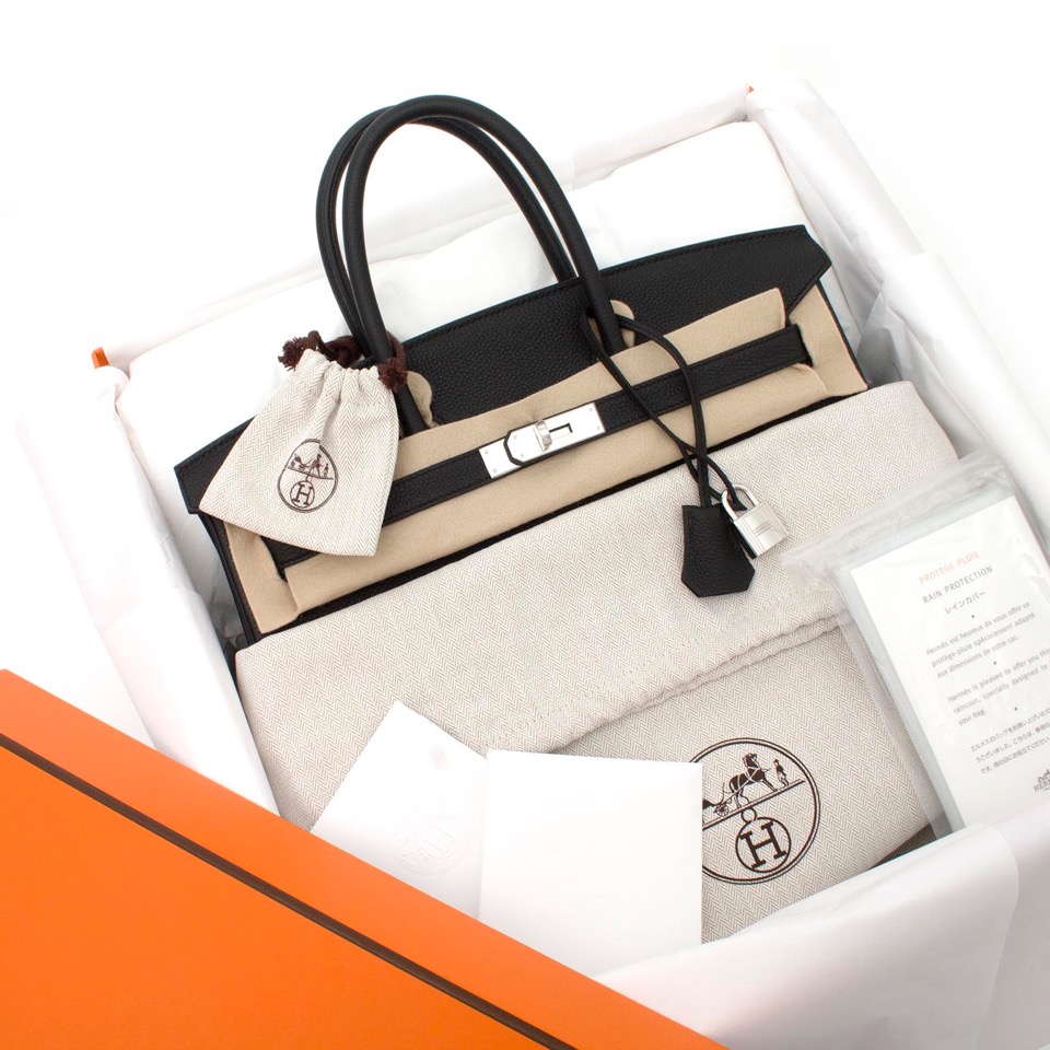 Shop Authentic Vintage Luxury Designer Handbags Online. Vind ...