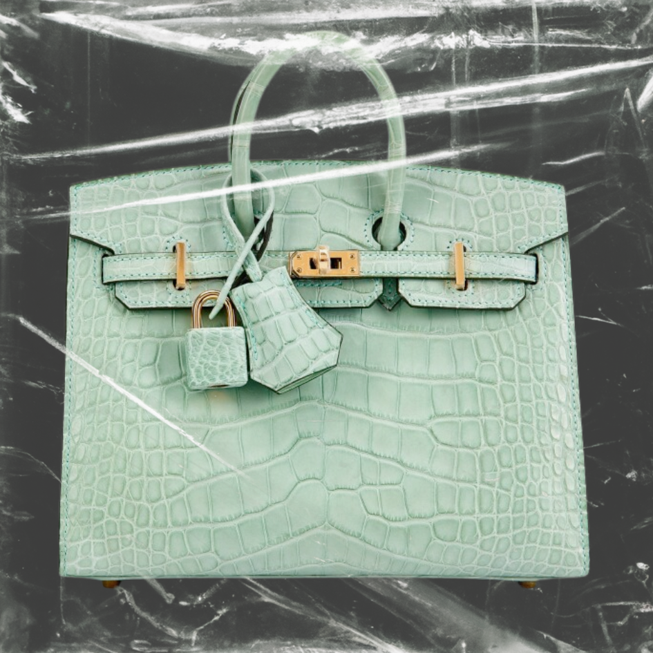 Luxury at Your Fingertips: The 5 Most Iconic Designer Handbags