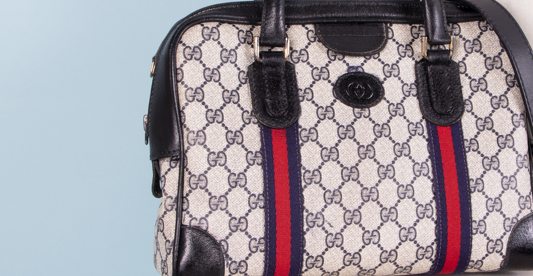 TRAVEL BAG