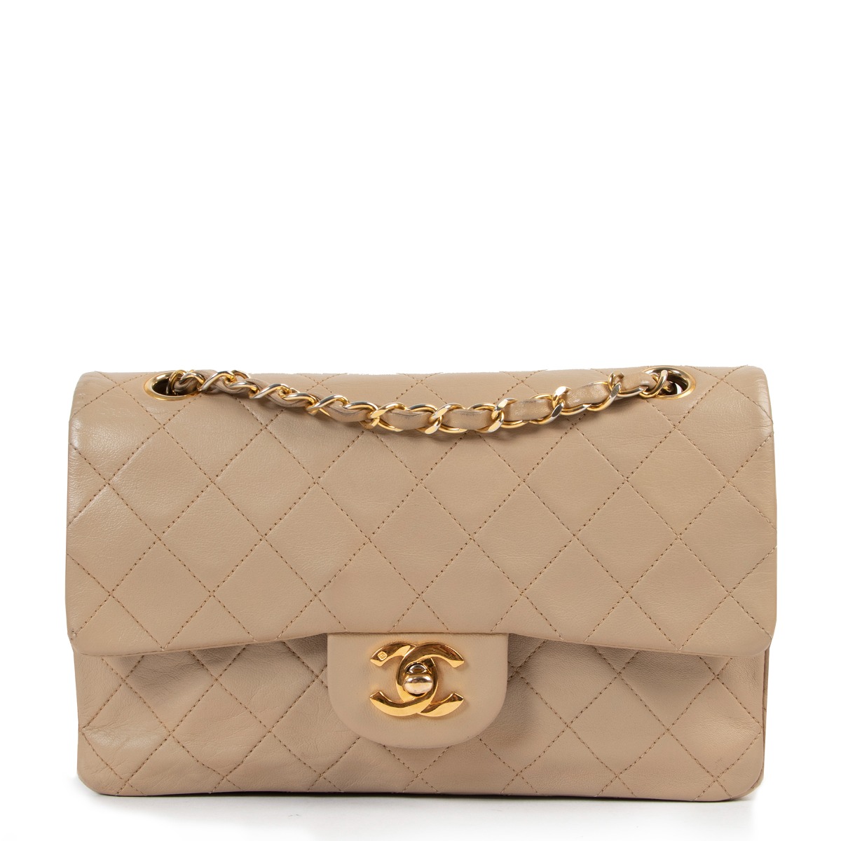 Chanel Beige Classical flap bag ○ Labellov ○ Buy and Sell