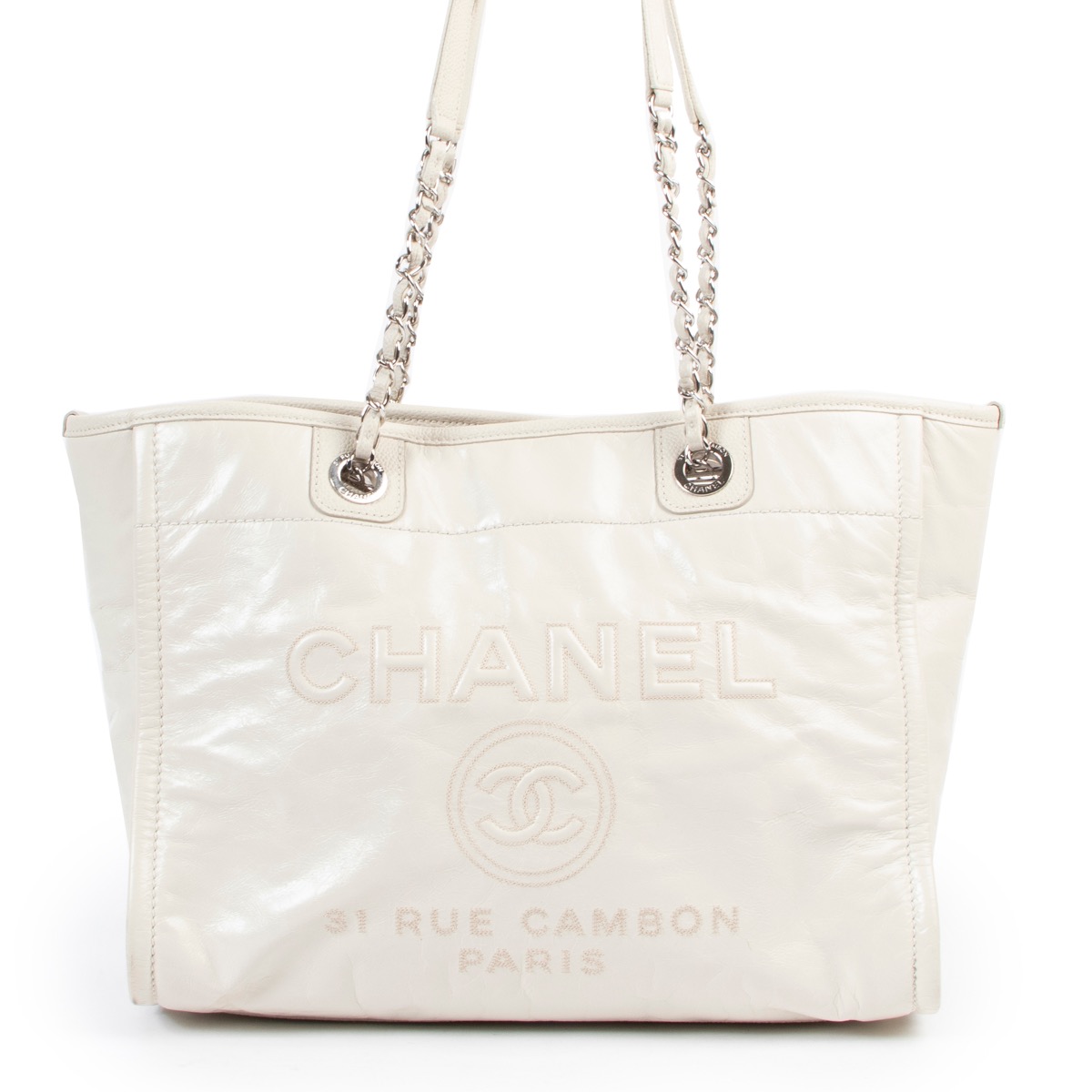 1222_chanel_white_leather_shou