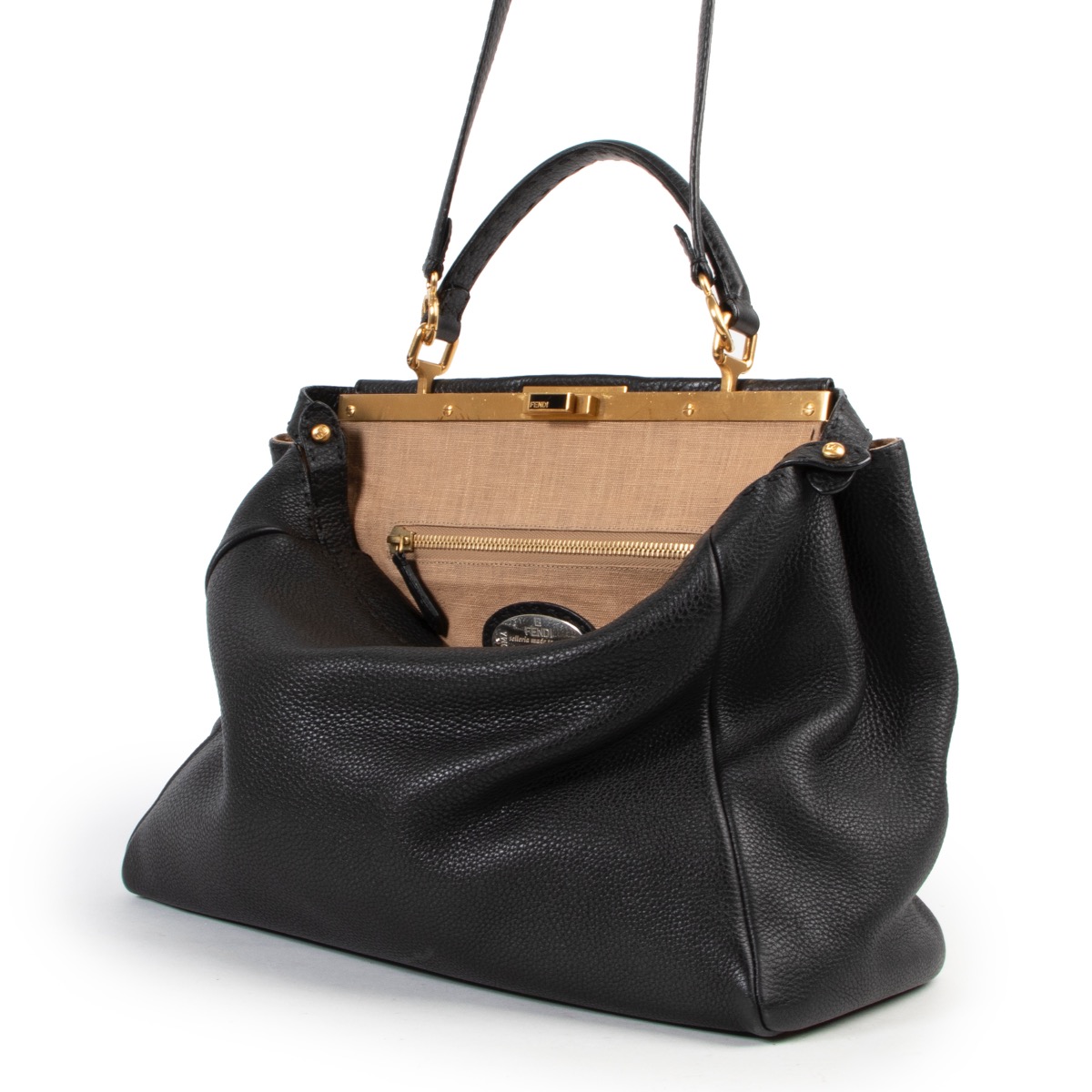フェンディ Peekaboo leather shoulder bag FENDI Peekaboo Bags Collection for Women | FENDI US