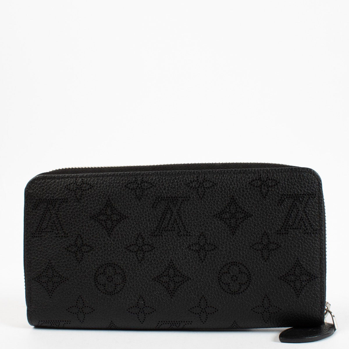 Louis Vuitton Black Mahina Zippy Wallet ○ Labellov ○ Buy and