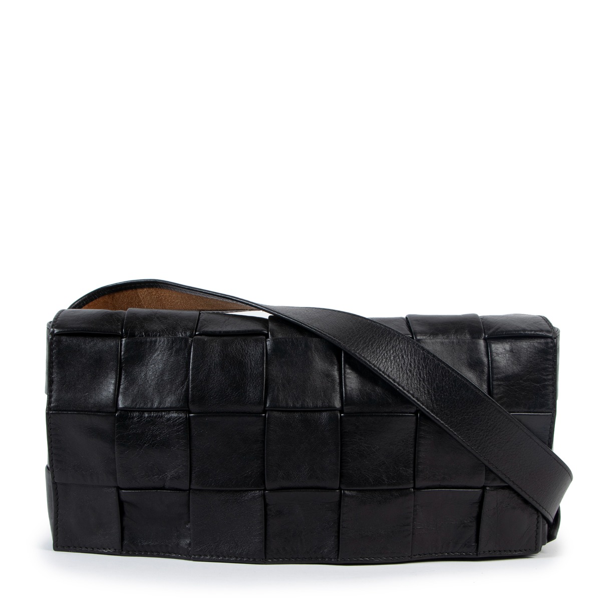 ショルダーバッグ BOTTEGA VENETA LARGE CASSETTE CROSSBODY BAG Bottega Veneta The Cassette Intreccio Leather Crossbody Bag