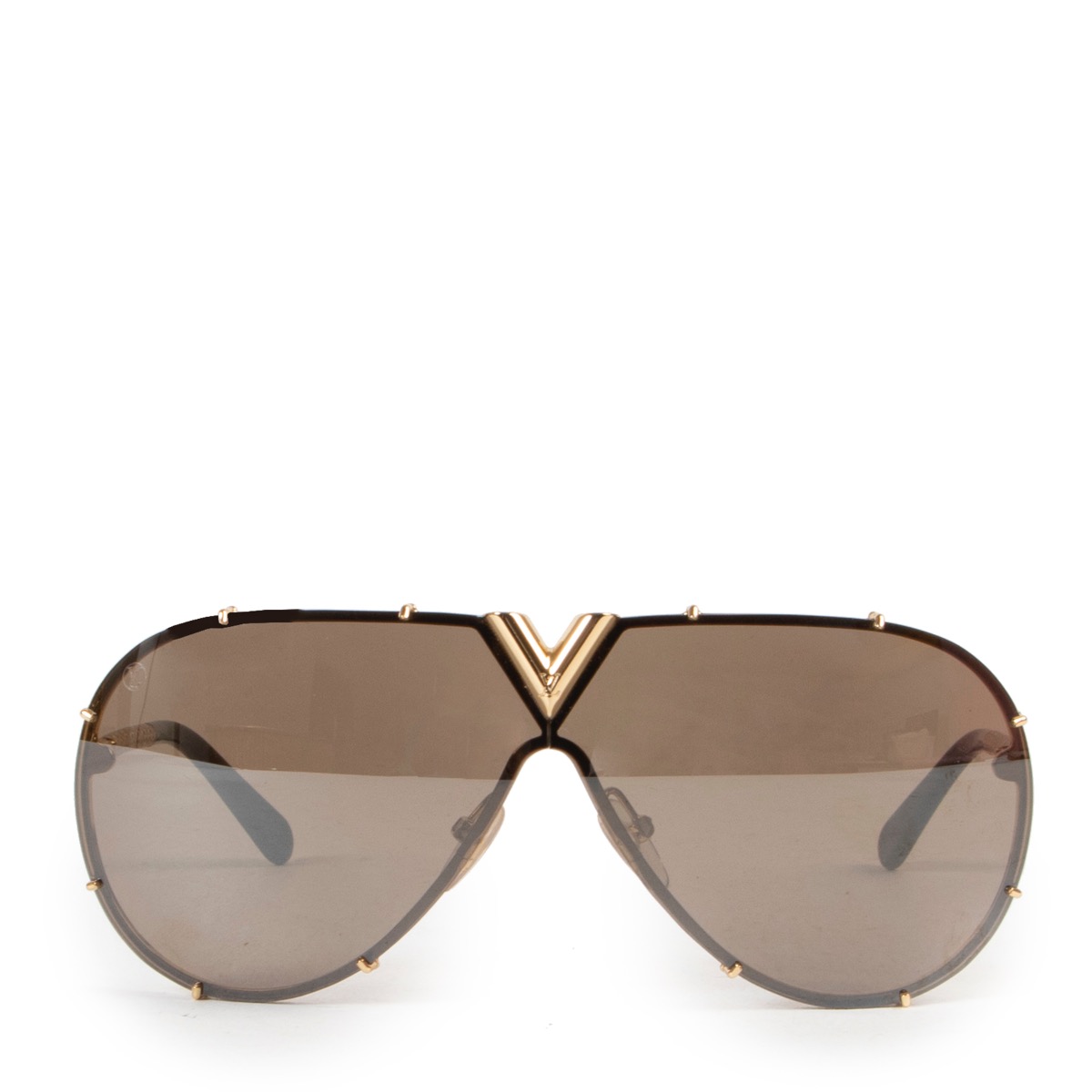 louis vuitton sunglasses with v in the middle