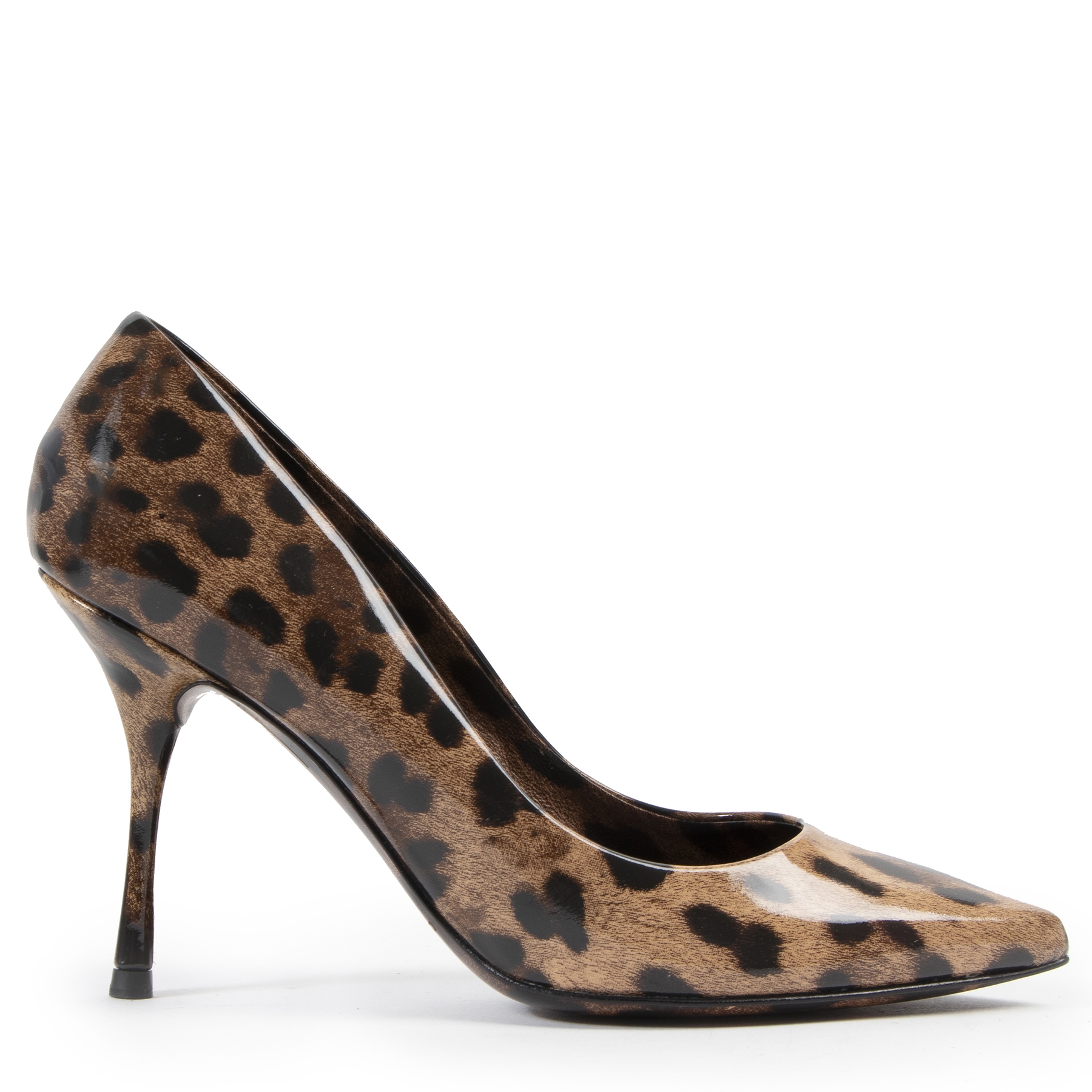 leopard pumps