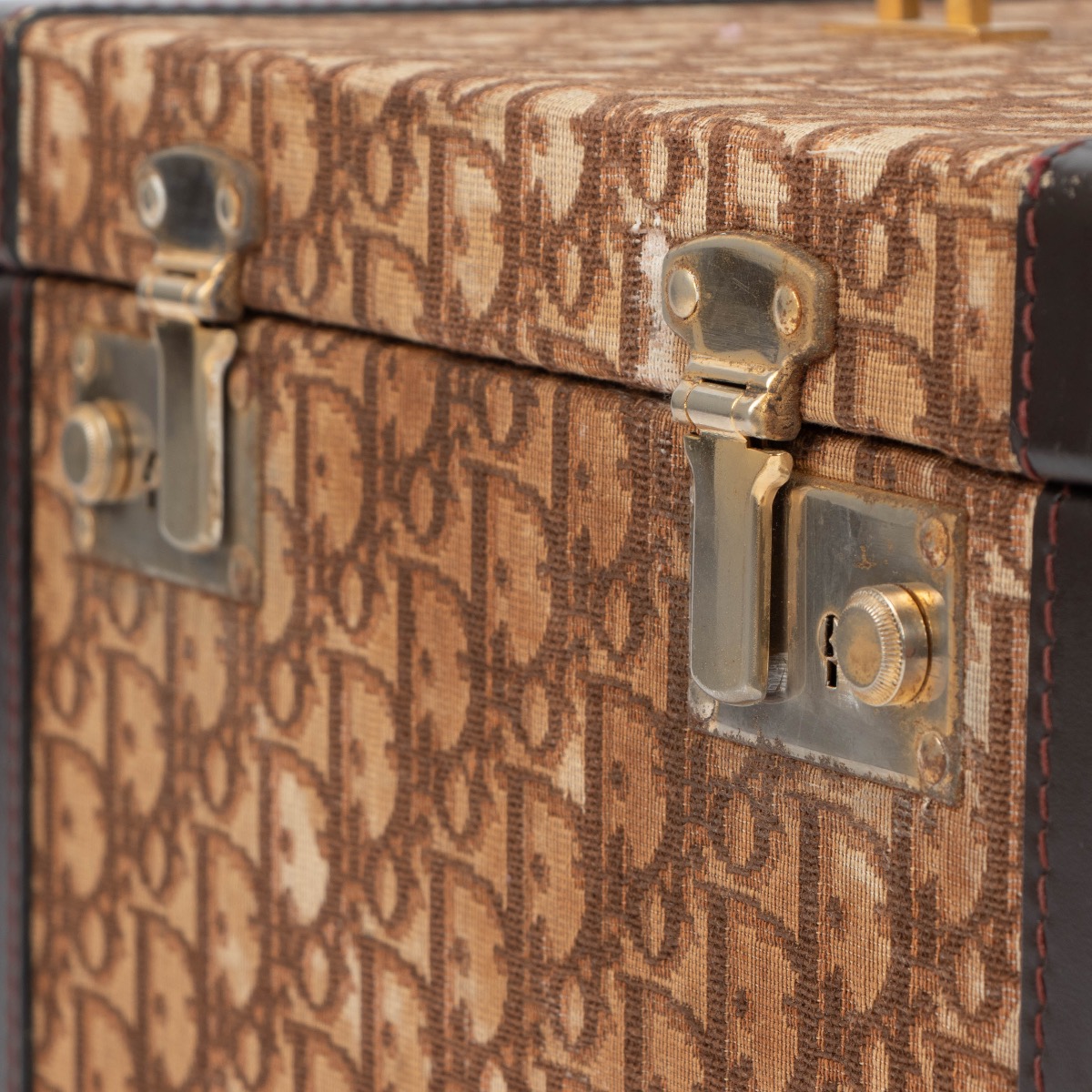 Christian Dior Brown Oblique Vintage Vanity Case ○ Labellov