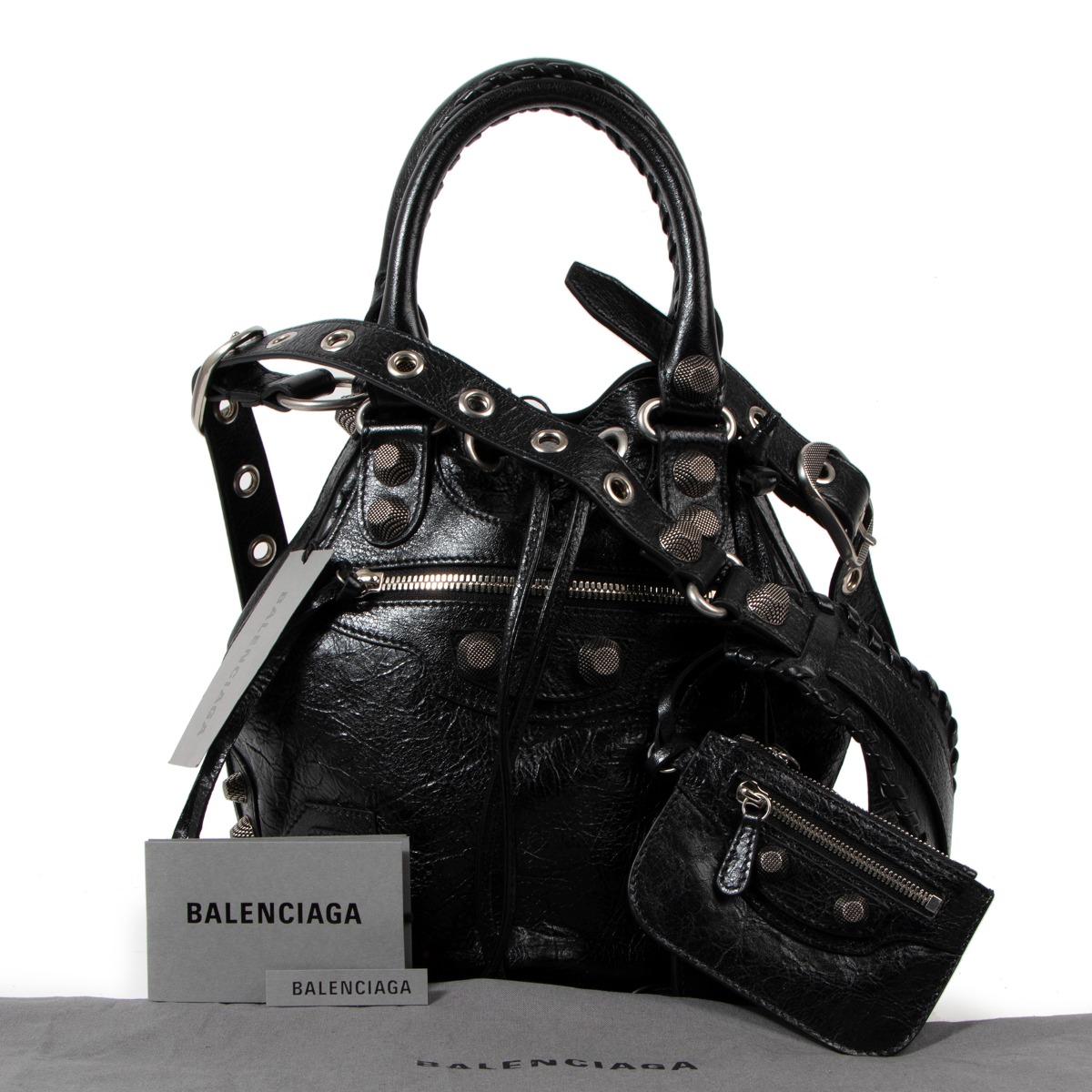 ショルダーバッグ・ポシェット BALENCIAGA BLACK LEATHER LE CAGOLE XS BUCKET BAG Le Cagole XS leather bucket bag in black - Balenciaga