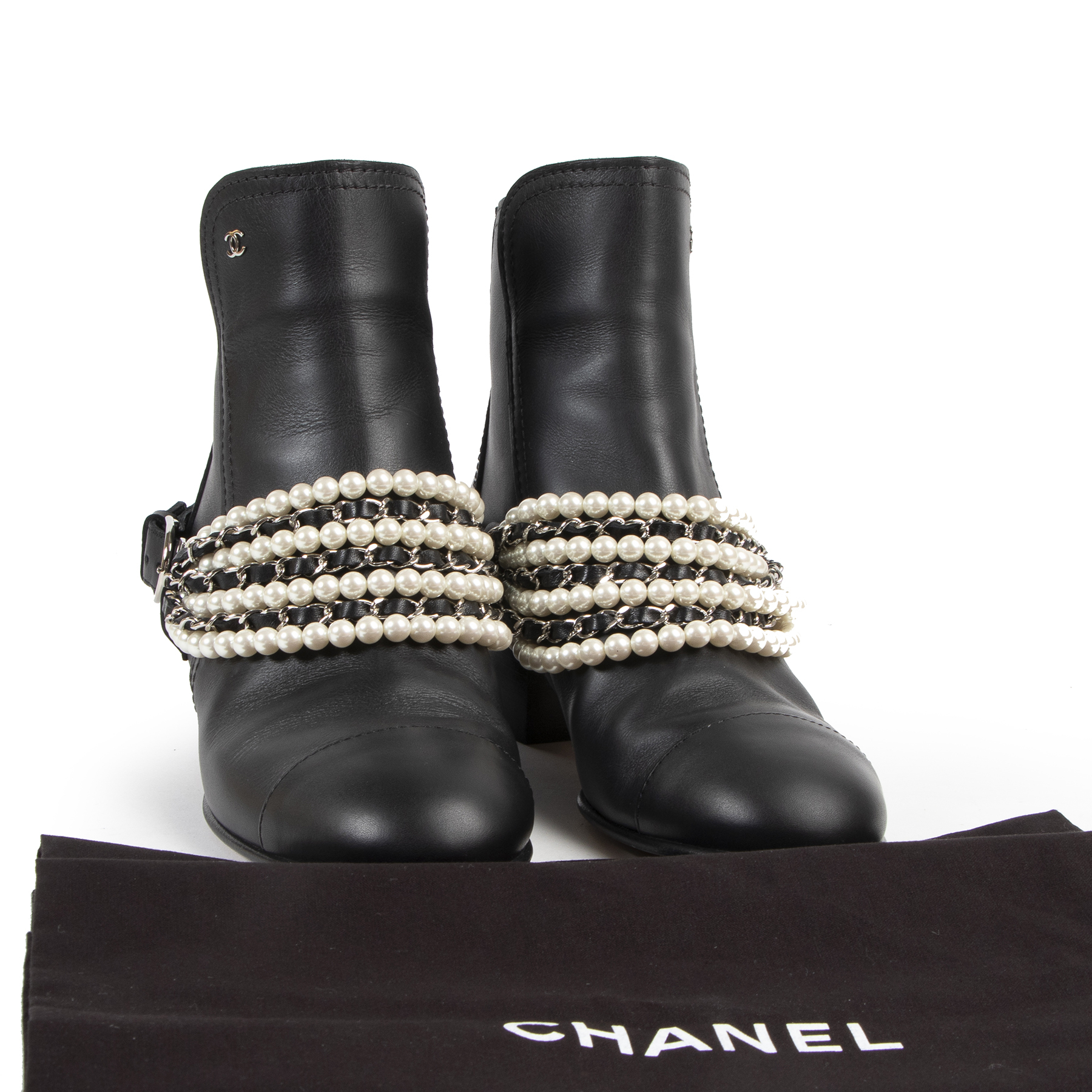 Black pearl outlet ankle boots