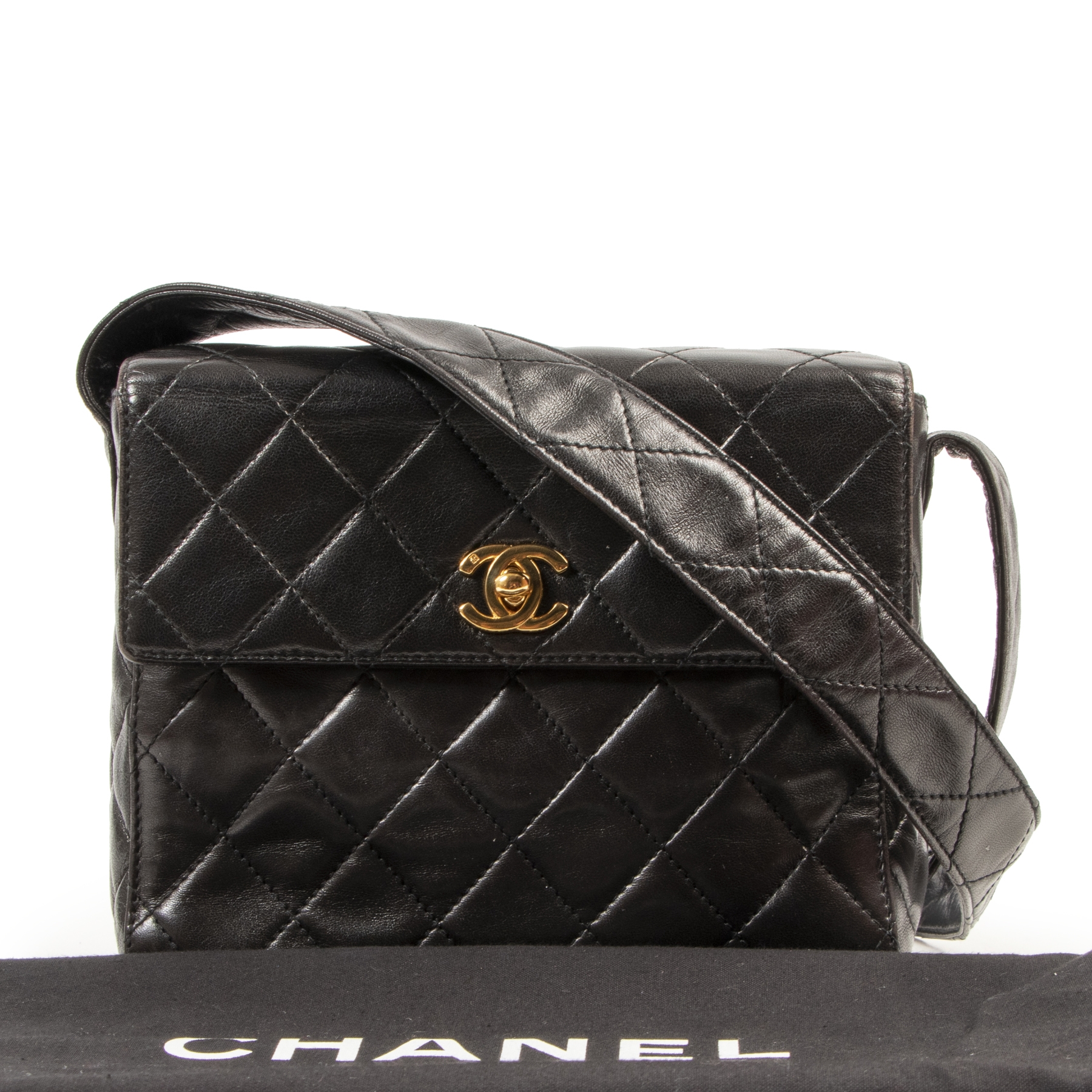 Chanel Black Patent Leather Vintage Vanity Cosmetic Bag Chanel