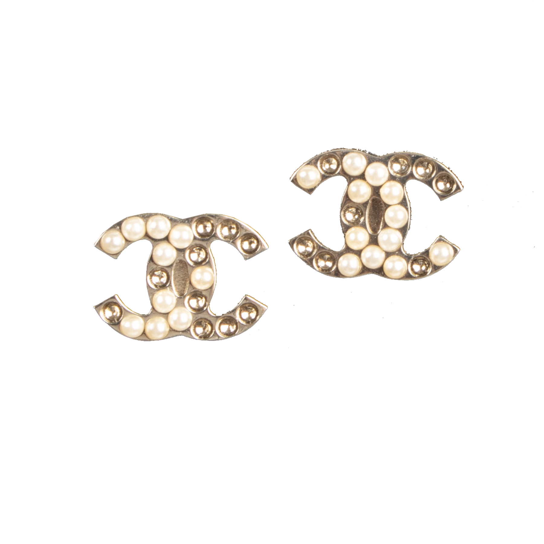 Chanel Pearl Embellished CC Earrings ○ Labellov ○ Buy and Sell