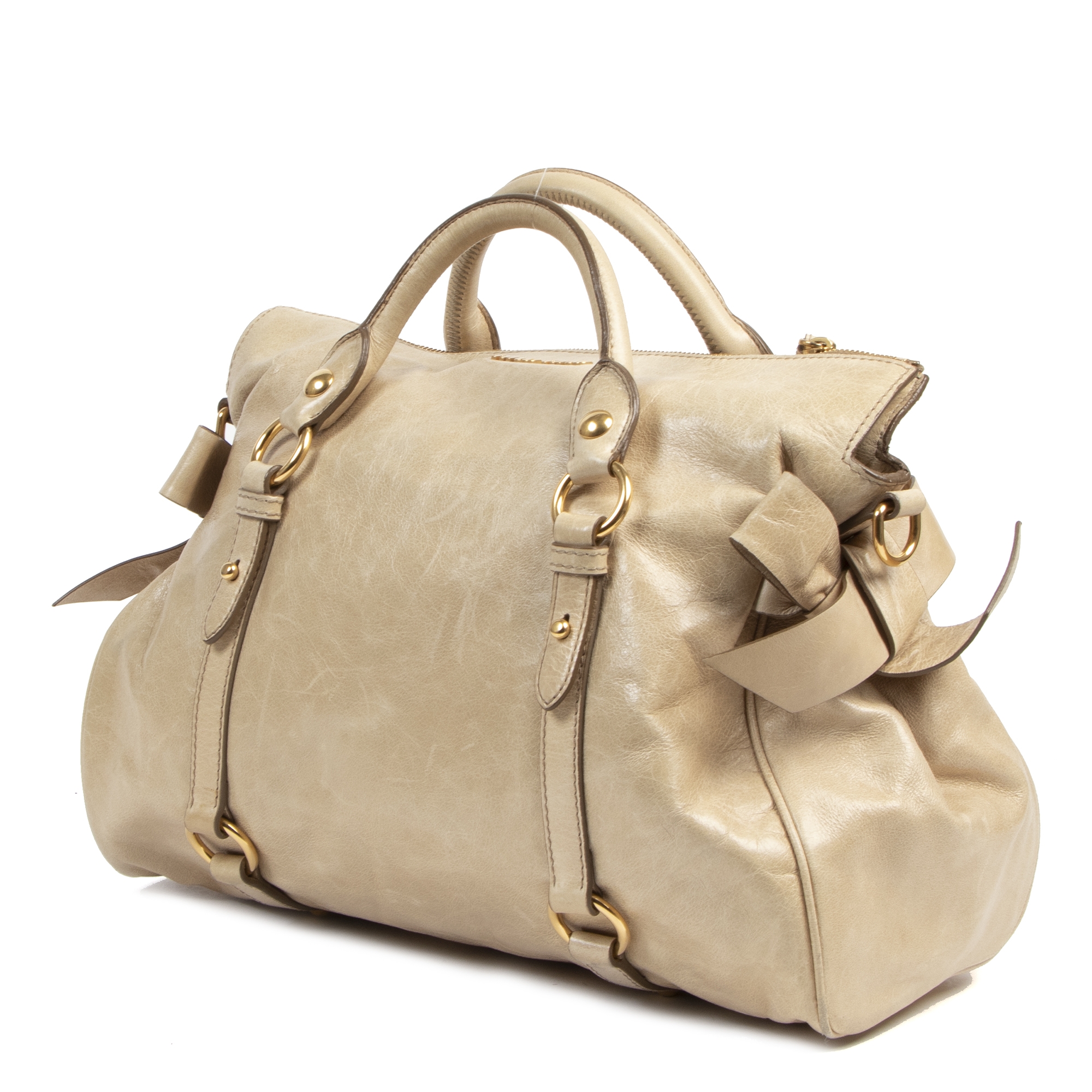 Miu Miu Vitello Lux Bow Handbag (SHG-24188) – LuxeDH