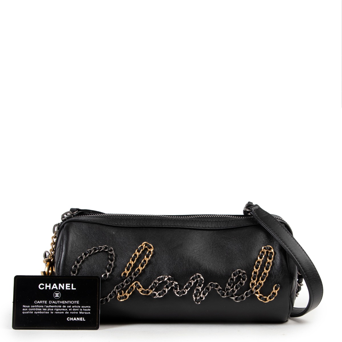 1801_chanel_round_cylinder_bla