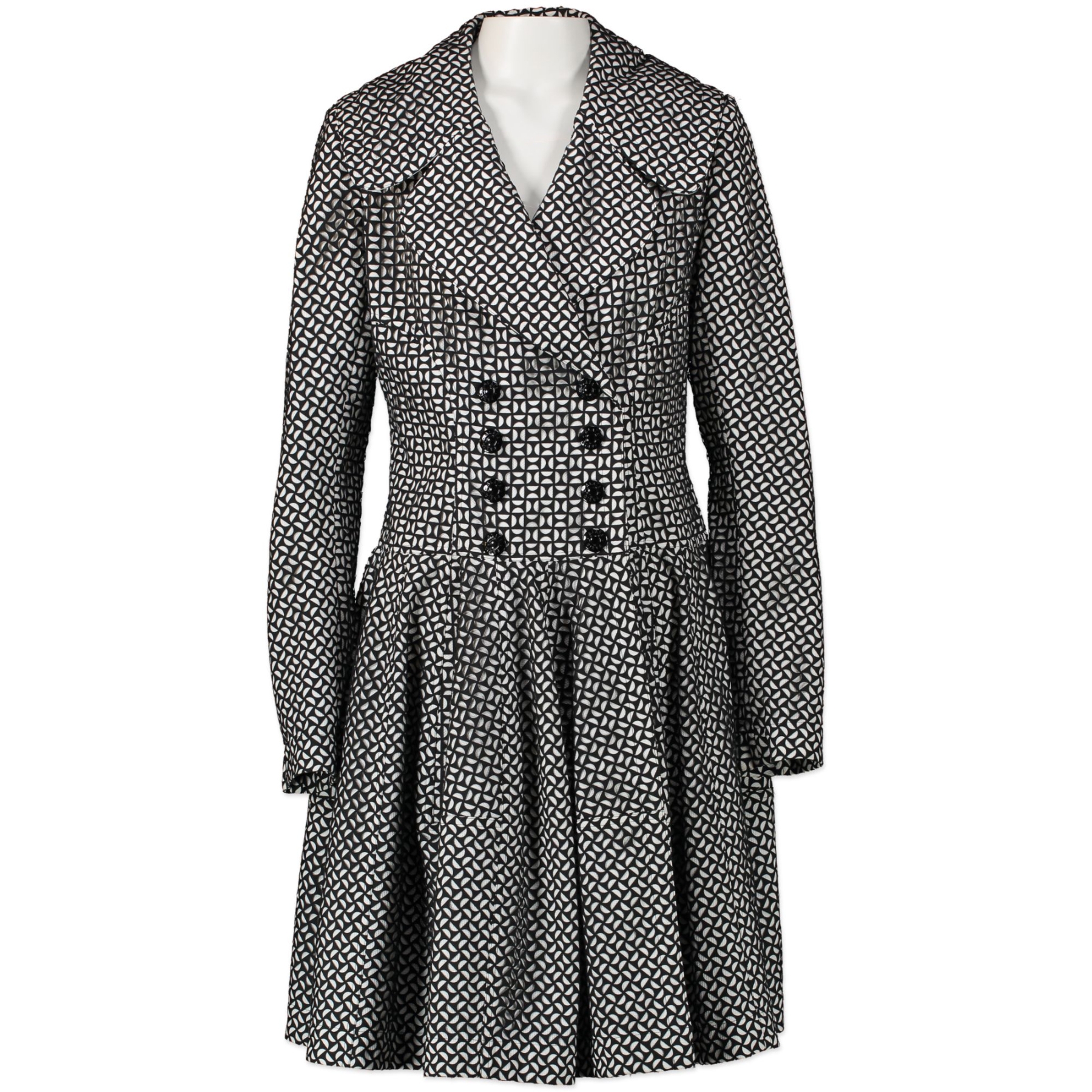 1805_alaia_black_and_white_coa