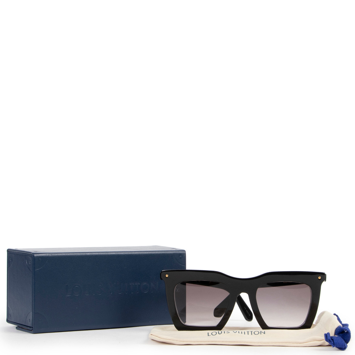 Louis Vuitton La Grande Bellezza Black Sunglasses Labellov Buy