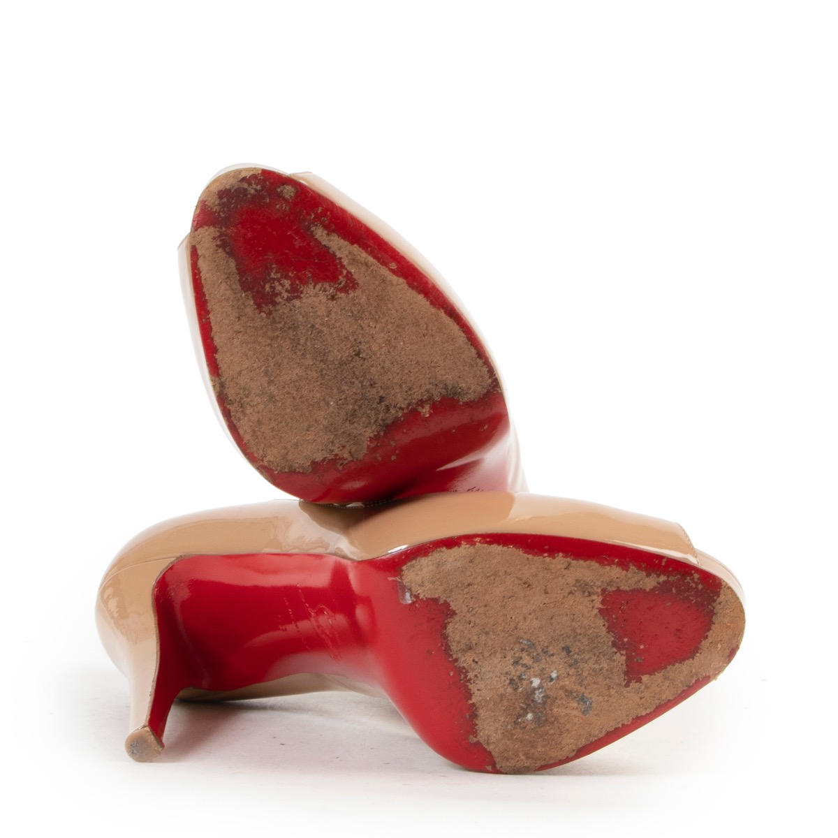靴 christian louboutin shoes nude CHRISTIAN LOUBOUTIN Nude Patent Leather Heels (US 9.5 / EU