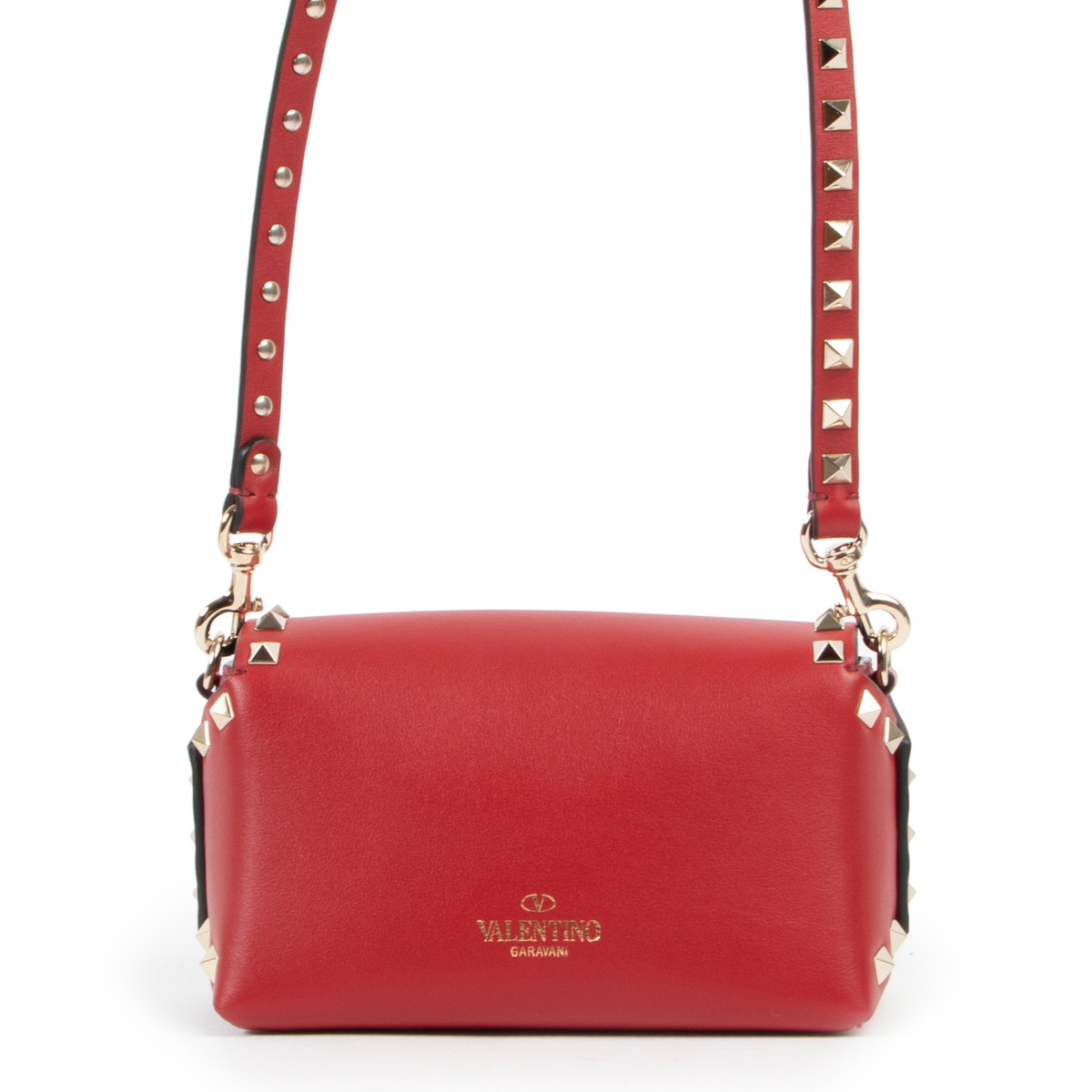 Valentino Garavani Red Rockstud Crossbody Bag ○ Labellov ○ Buy and Sell  Authentic Luxury