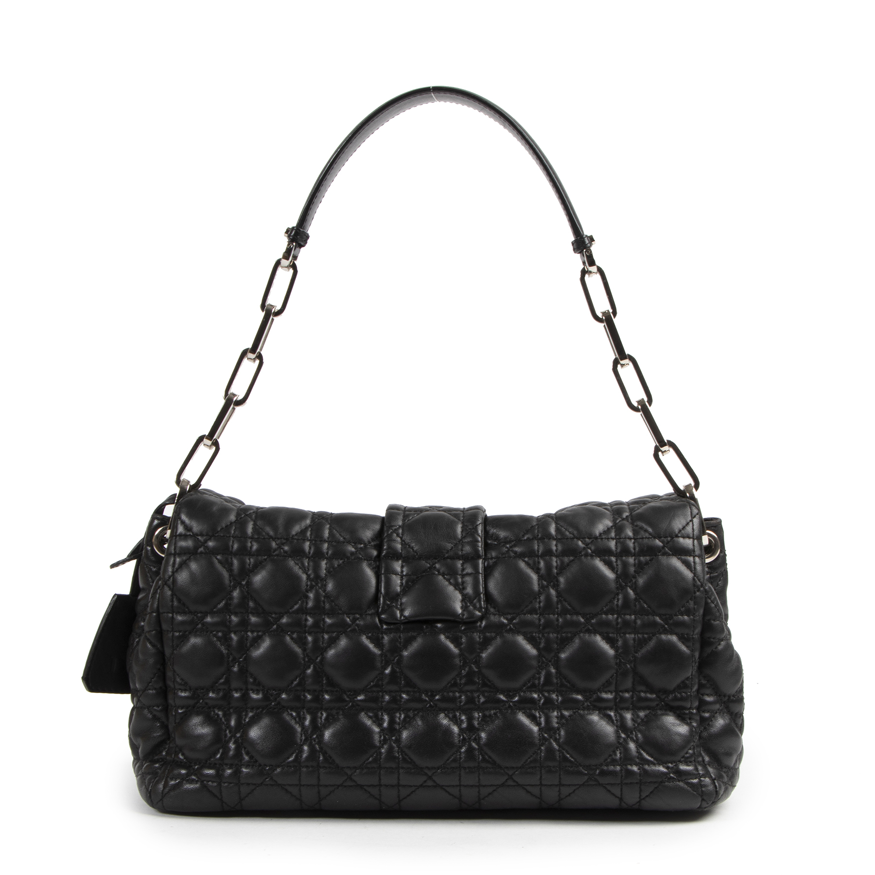 2040_dior_black_quilted_leathe