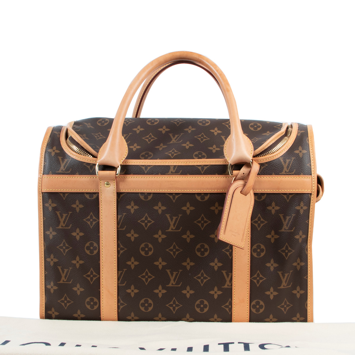 Shop Louis Vuitton Dog bag (M45662) by Corriere
