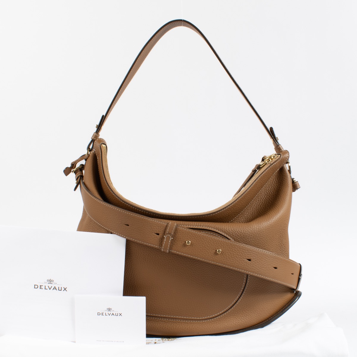 【DELVAUX直営店】Pin Swing XL Taurillon Soft DELVAUX《Pin Swing XL》Taurillon Soft ストーン DHL 直営店
