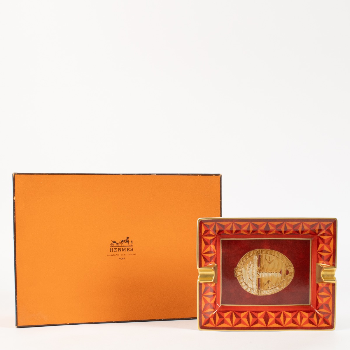 Hermès Africa Theme Mask Ashtray ○ Labellov ○ Buy and Sell