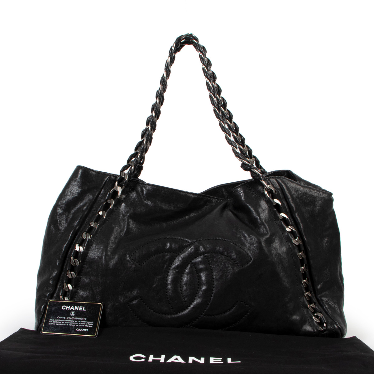Chanel hot sale bag black