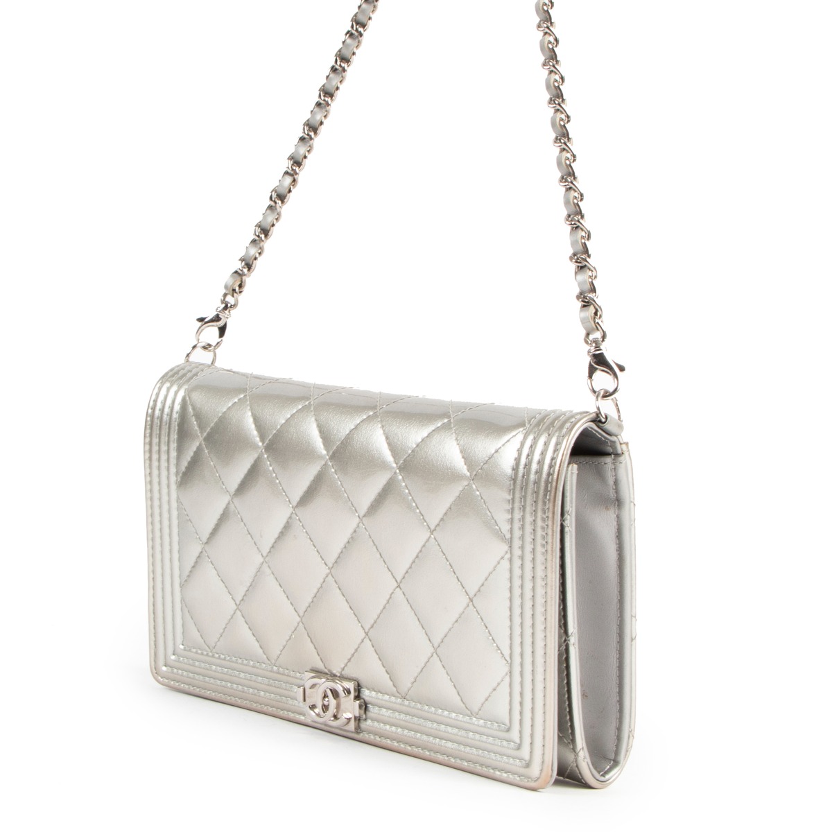 Timeless Chanel WOC Wallet on chain metallic silver lambskin single flap  silver BOY hardware Silvery Silver hardware Leather ref.787611 - Joli Closet