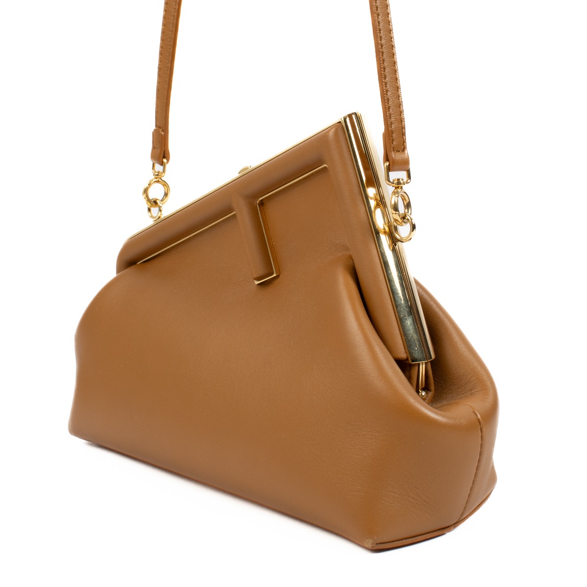 日本初の Brown Petit First Fendi Leather Sell and Buy ○ Labellov ○ ハンドバッグ