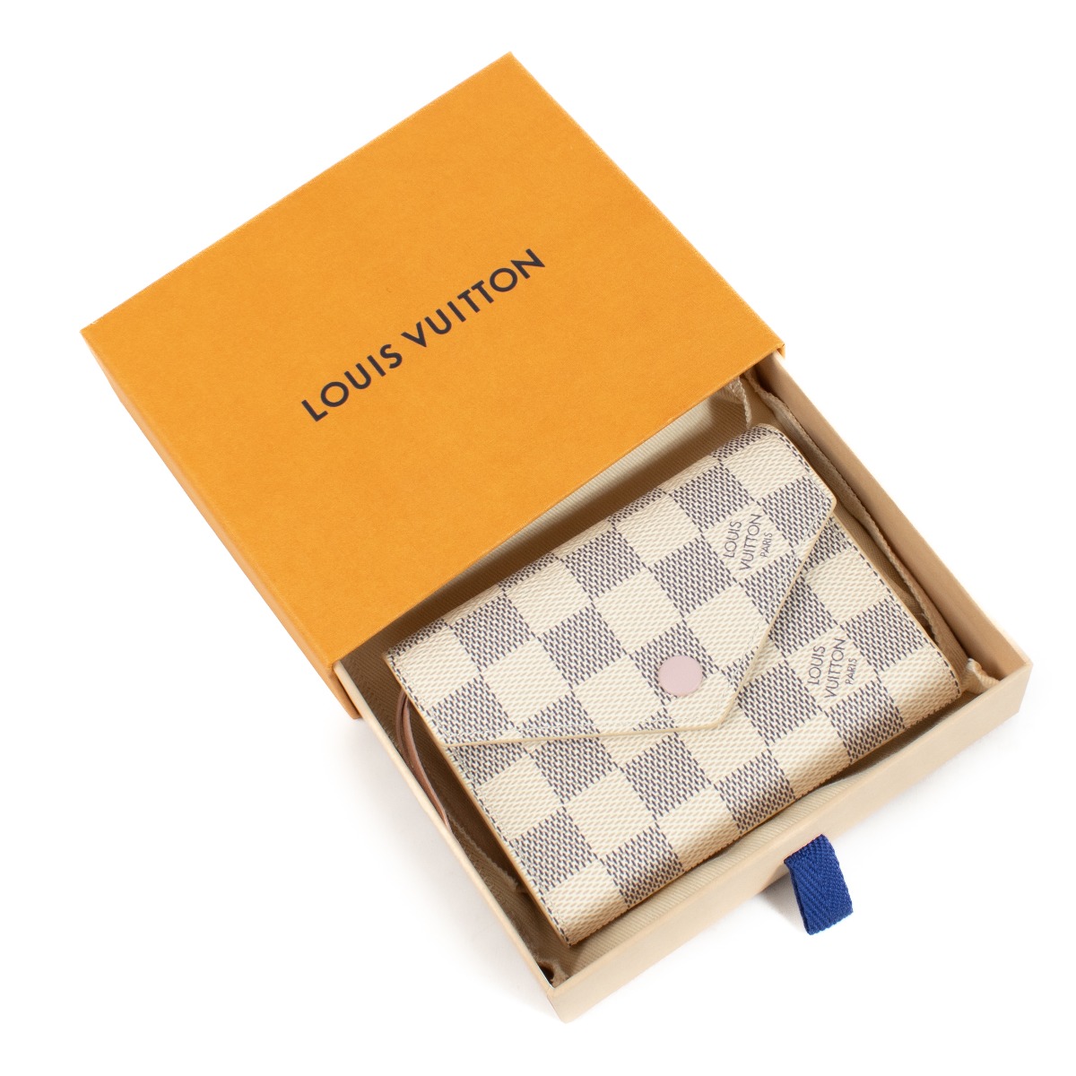 537_louis_vuitton_damier_azur_