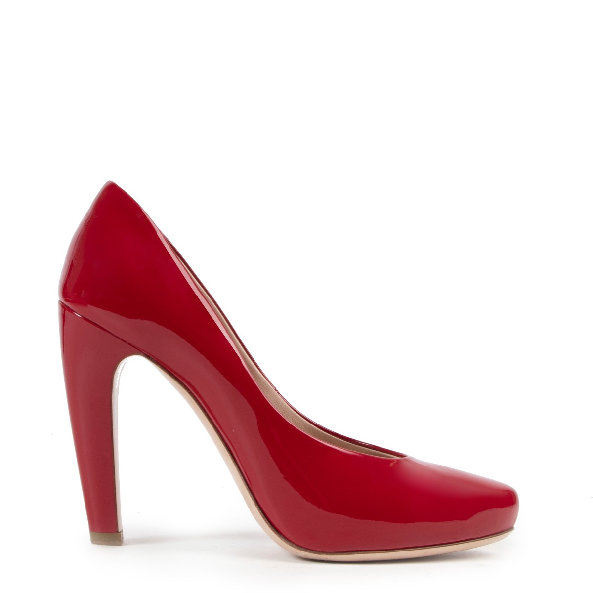 Miu miu red pumps discount
