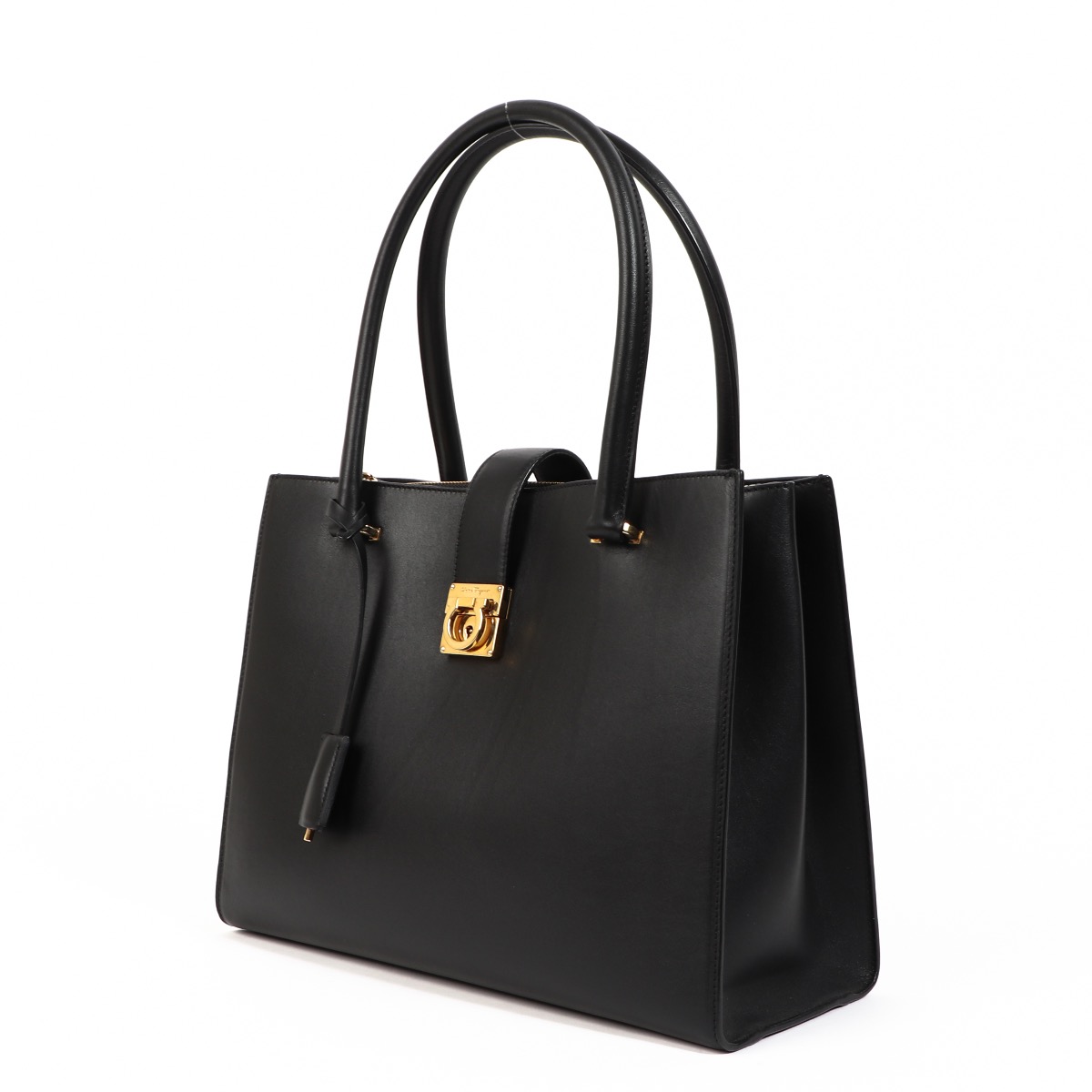 トートバッグ SALVATORE FERRAGAMO Black Leather Margot Handbag SALVATORE FERRAGAMO Calfskin Medium Margot Top Handle