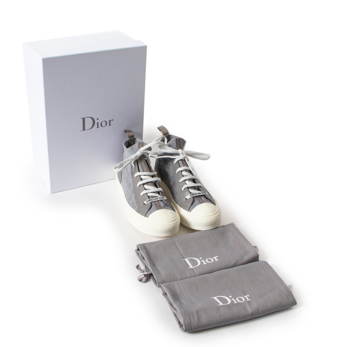 765_dior_grey_sneackers.jpg