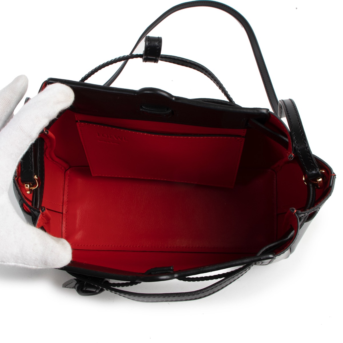 Loewe Black Lazo Cross-body Bag ○ Labellov ○ Buy and Sell