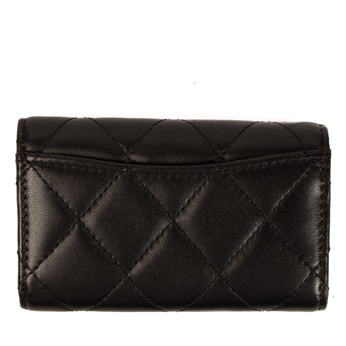 Chanel Black Quilted 6 Key Holder ○ Labellov ○ Buy and Sell
