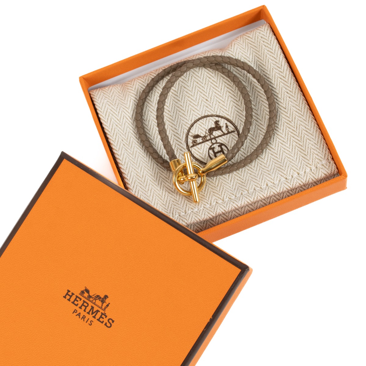 【飽きが来ない上質なデザイン★HERMES】Glenan Compact Etoupe Glenan Compact wallet | Hermès Mainland China