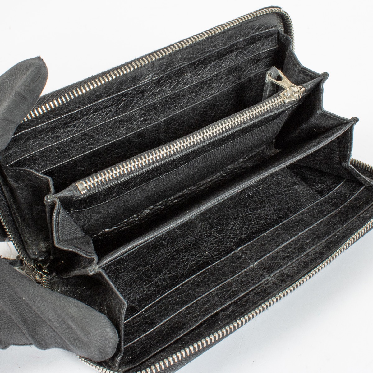 Balenciaga Black Wallet ○ Labellov ○ Buy and Sell