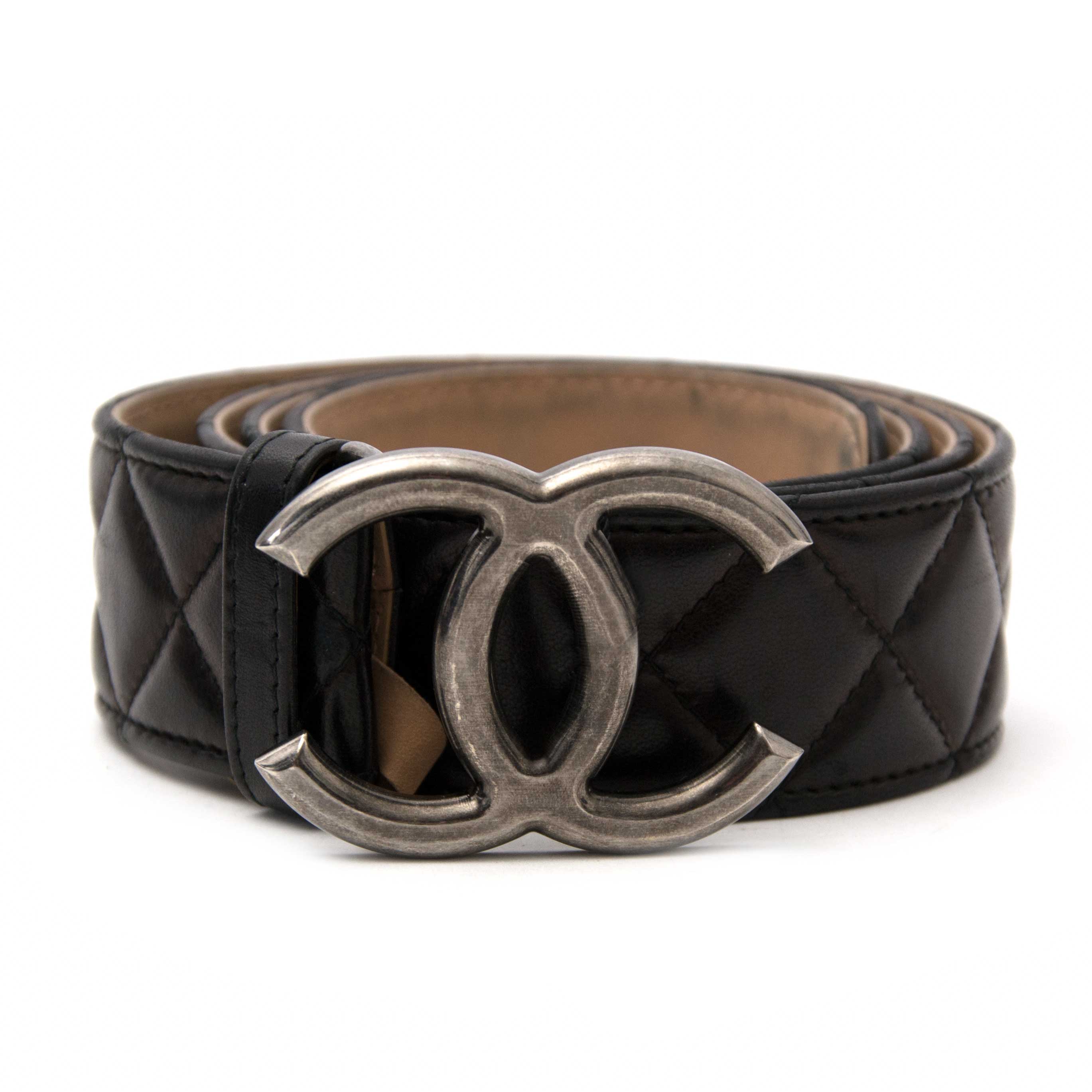 Belt CHANEL T 90 black leather and double loop C sheathed in black  leather - VALOIS VINTAGE PARIS