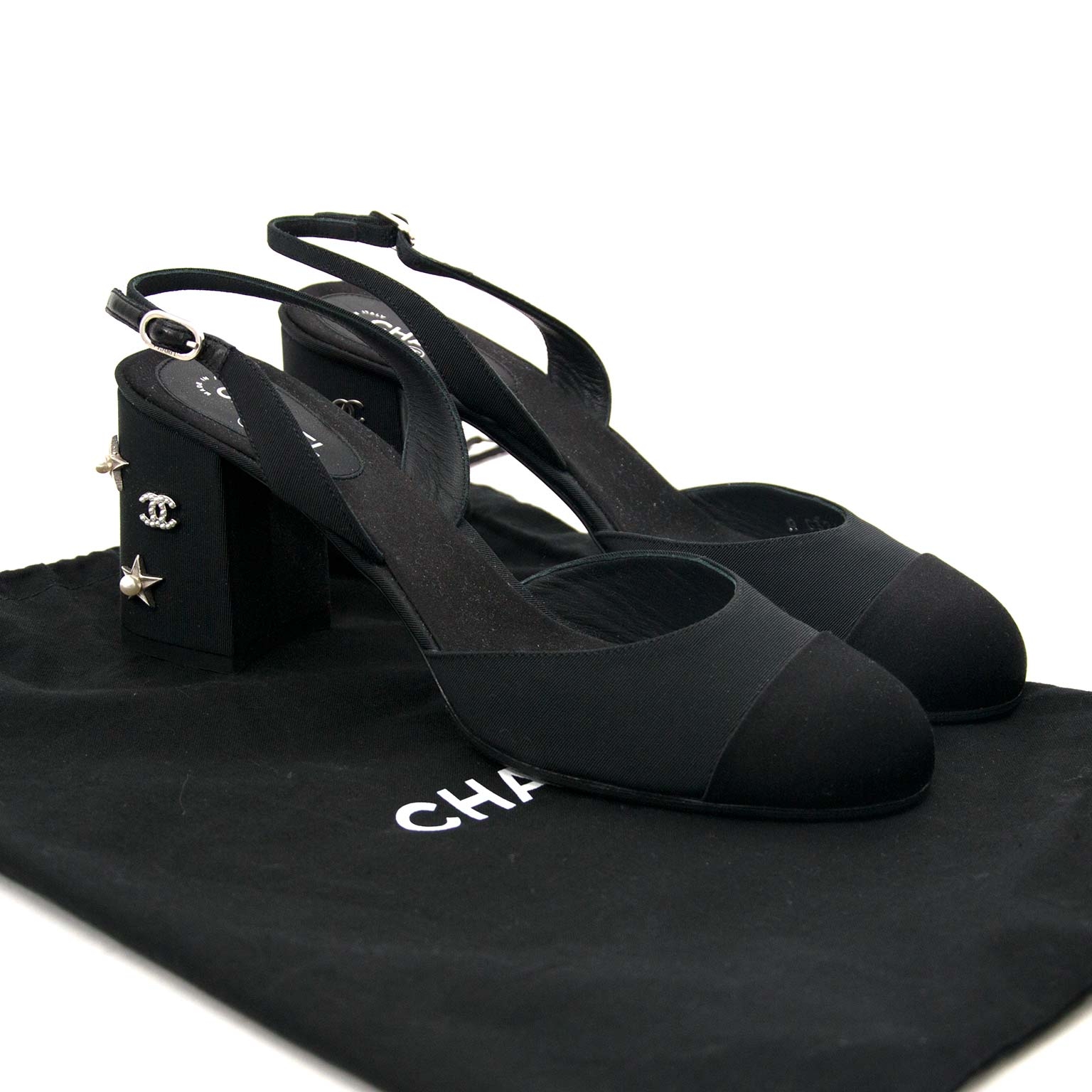 Chanel Black Star Pearl Heels ○ Labellov ○ Buy and Sell