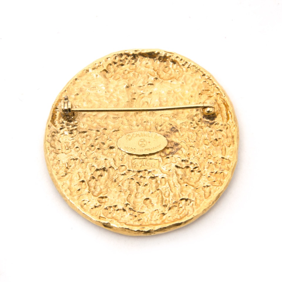 Chanel Gold Lion Brooch ○ Labellov ○ Buy and Sell Authentic Luxury
