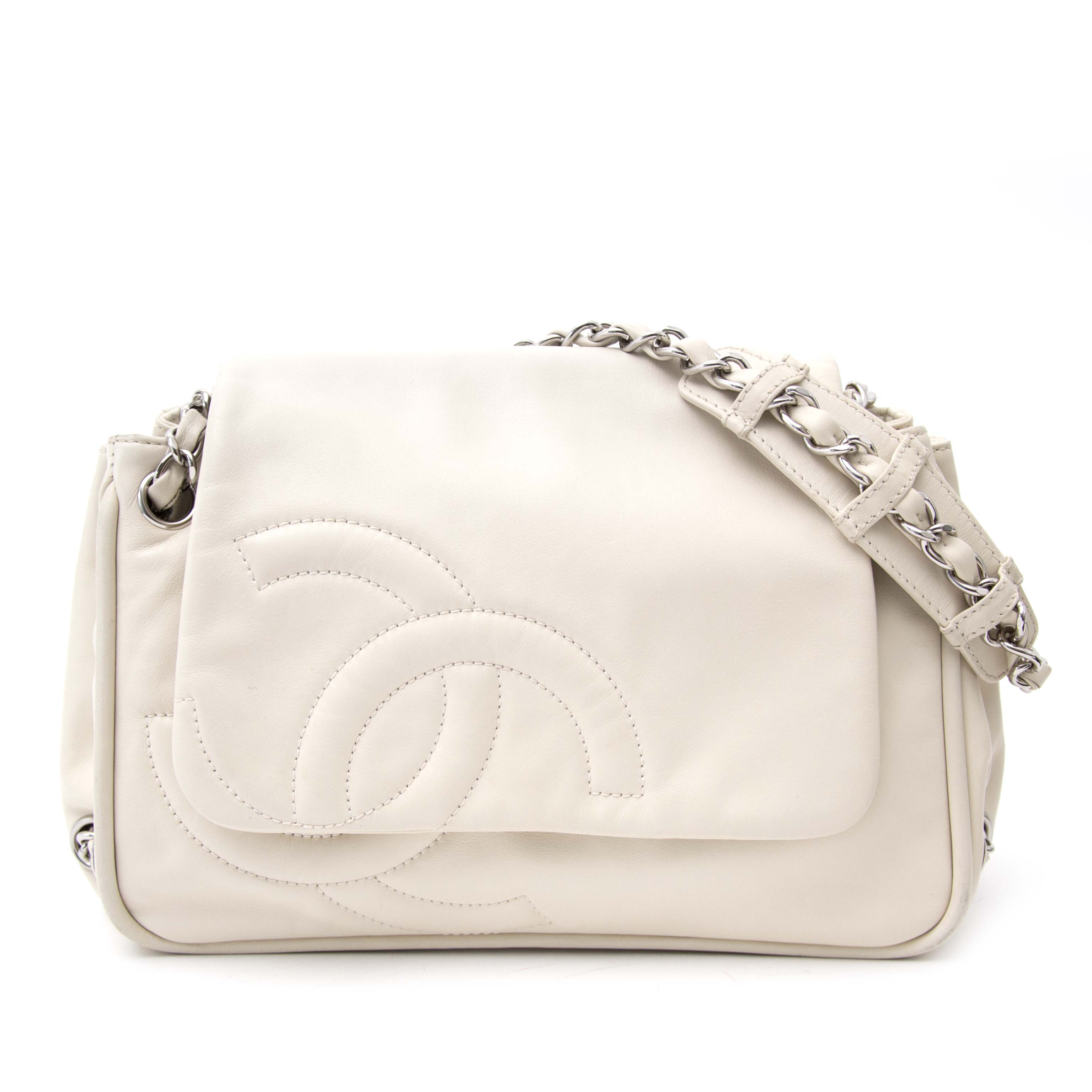 chanel accordion bag
