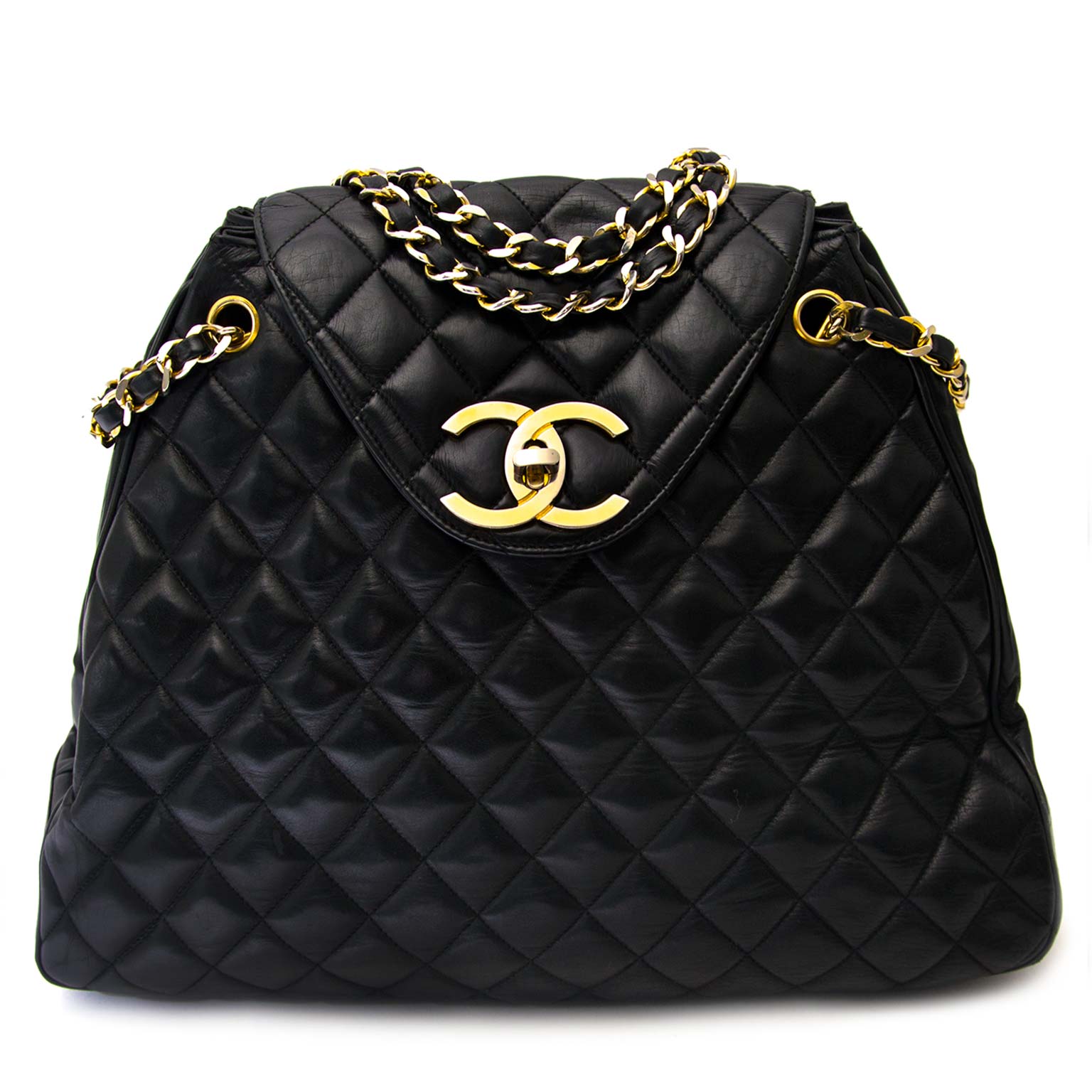 Chanel Black Vintage Triangle Flap Bag ○ Labellov ○ Buy and Sell