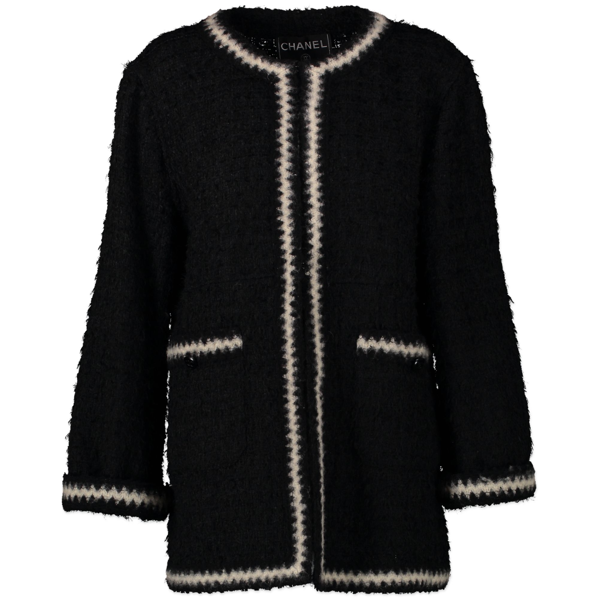 Chanel white jacket with black trim 2025