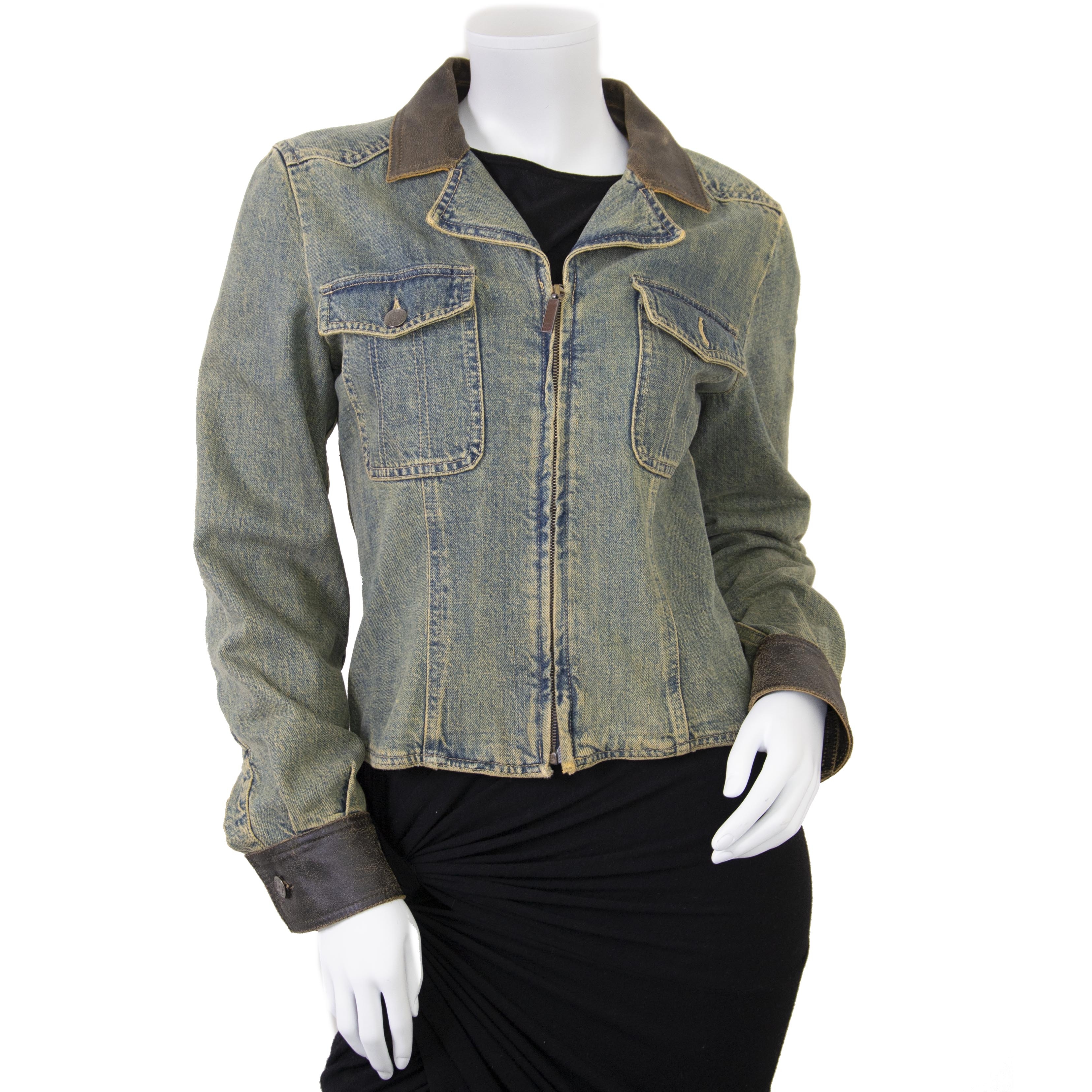 Chanel Denim Jacket with Leather Collar size 38 Labellov