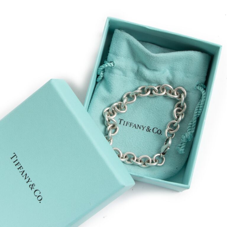 Tiffany Co Round Link Bracelet Labellov Buy and Sell Authentic Luxury
