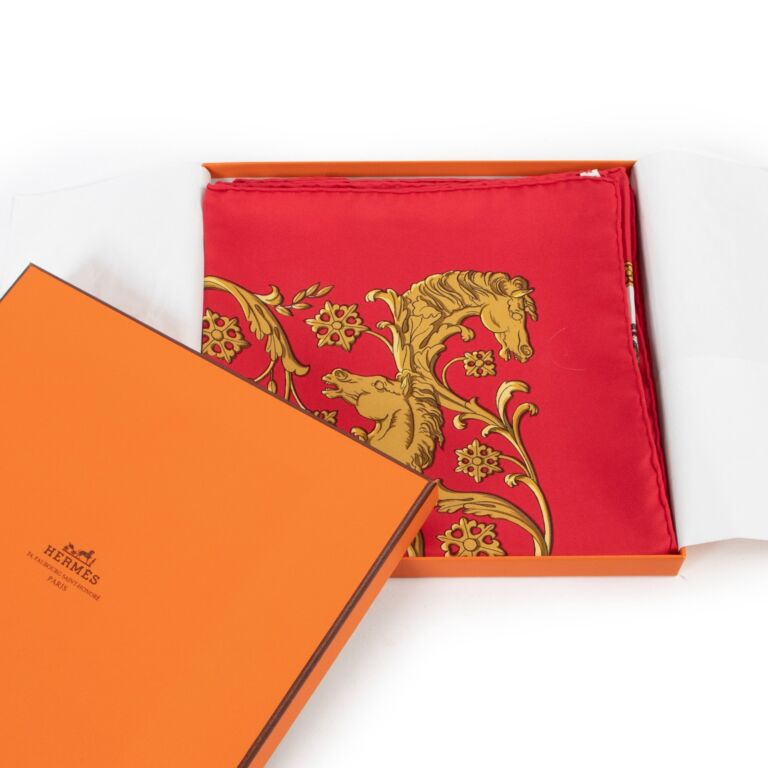 Hermès Red La Promenade De Longchamps Silk Carré Scarf ○ Labellov