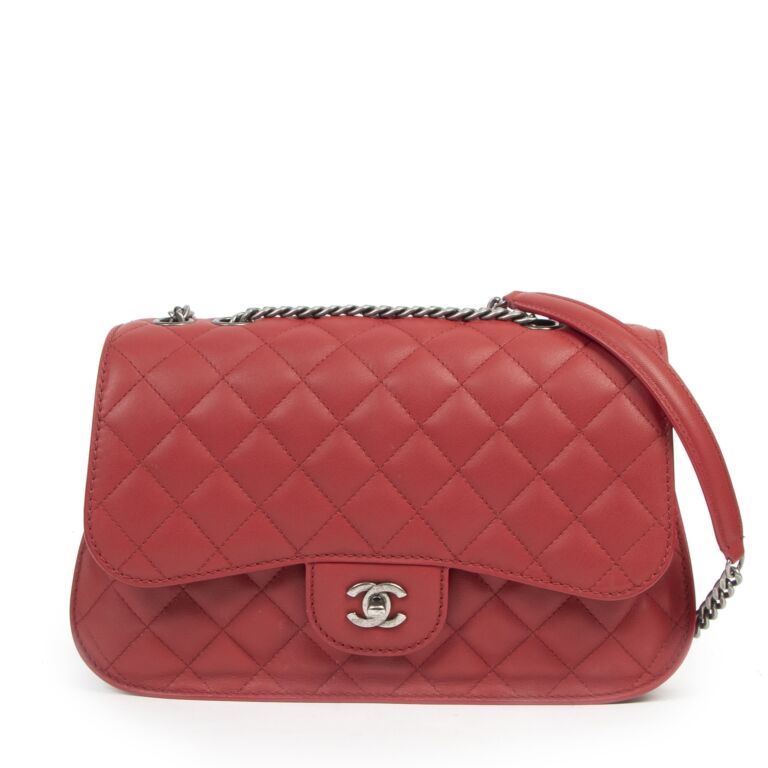 Chanel Red Sheepskin Flap Bag Labellov Buy and Sell Authentic Luxury