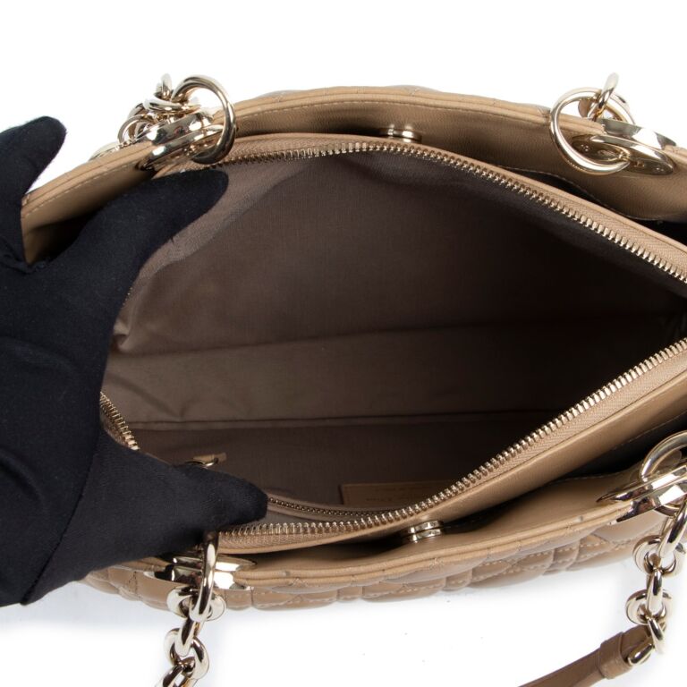 Christian dior store quilted bag