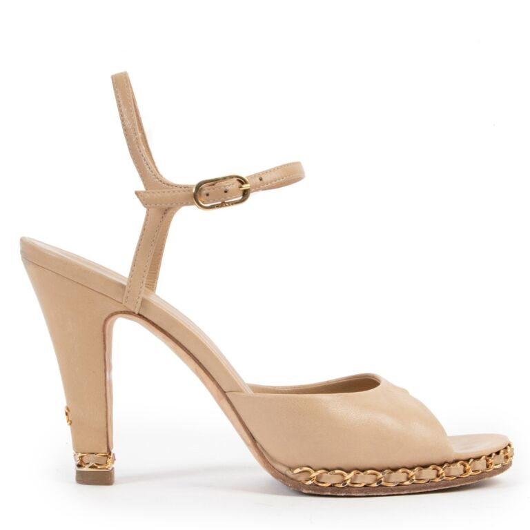 Chanel discount nude shoes