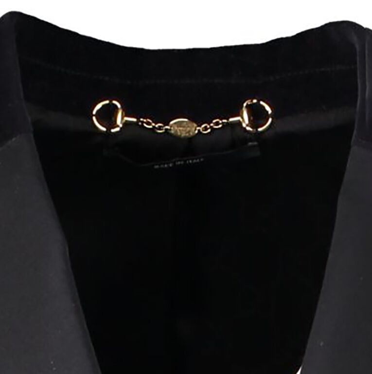 Gucci Black Velvet Blazer Jacket - Size 38 (44IT) ○ Labellov