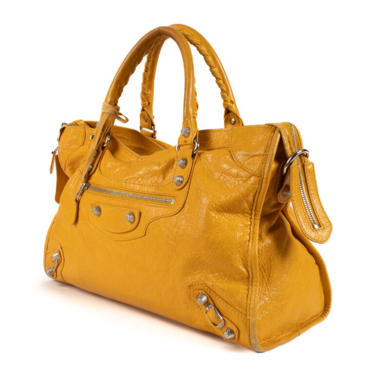 Balenciaga Mangue Arena Giant Medium City Bag ○ Labellov ○ Buy